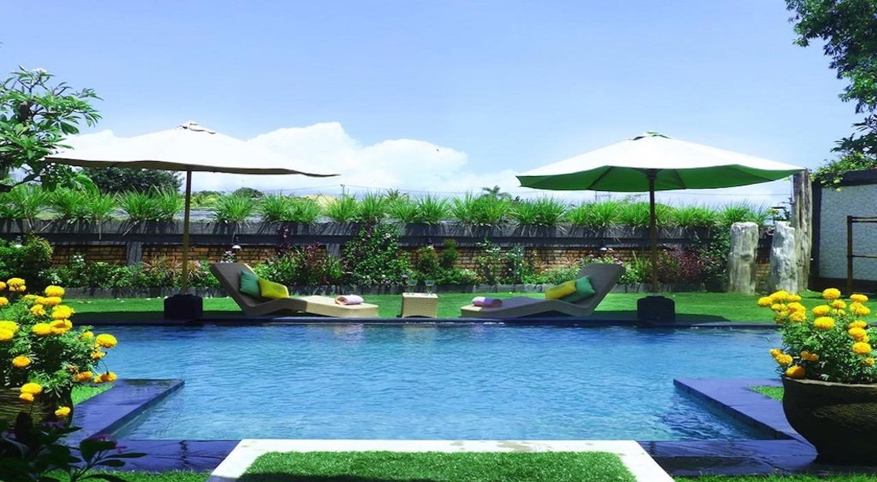 Ngeluwungan Boutique Hostel Canggu Exterior foto