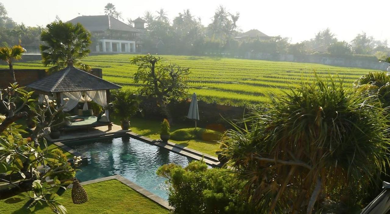 Ngeluwungan Boutique Hostel Canggu Exterior foto